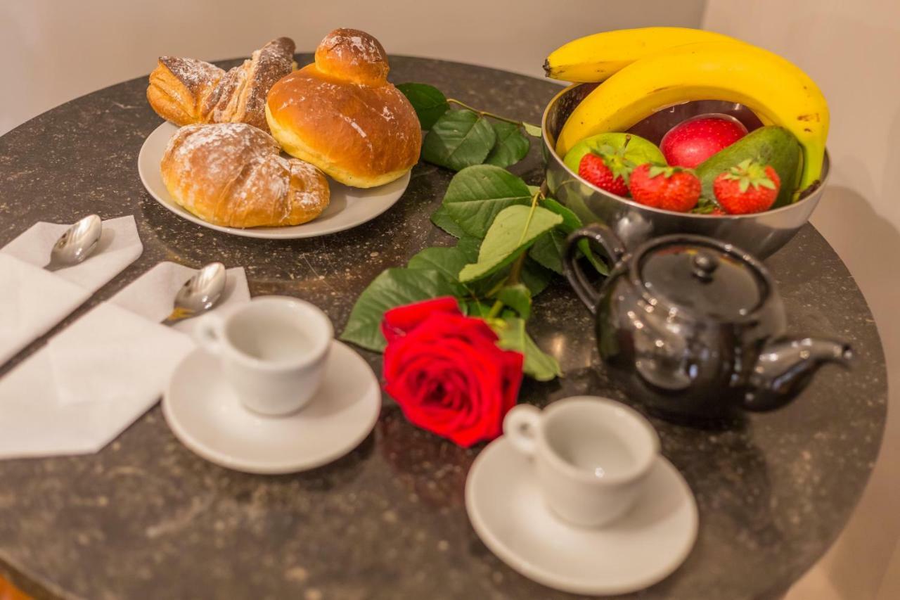 Suite Campo De Fiori Рим Экстерьер фото