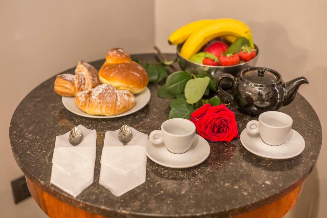 Suite Campo De Fiori Рим Экстерьер фото